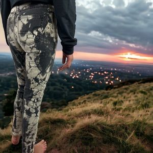 𝅺GoodTreasures Custom American Eagle Mom Jeans 4 X-Long